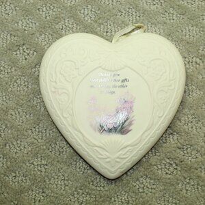 Vtg 90s The Hearts & Flowers Inc White Decor 5" Heart Ceramic Scent Dispenser